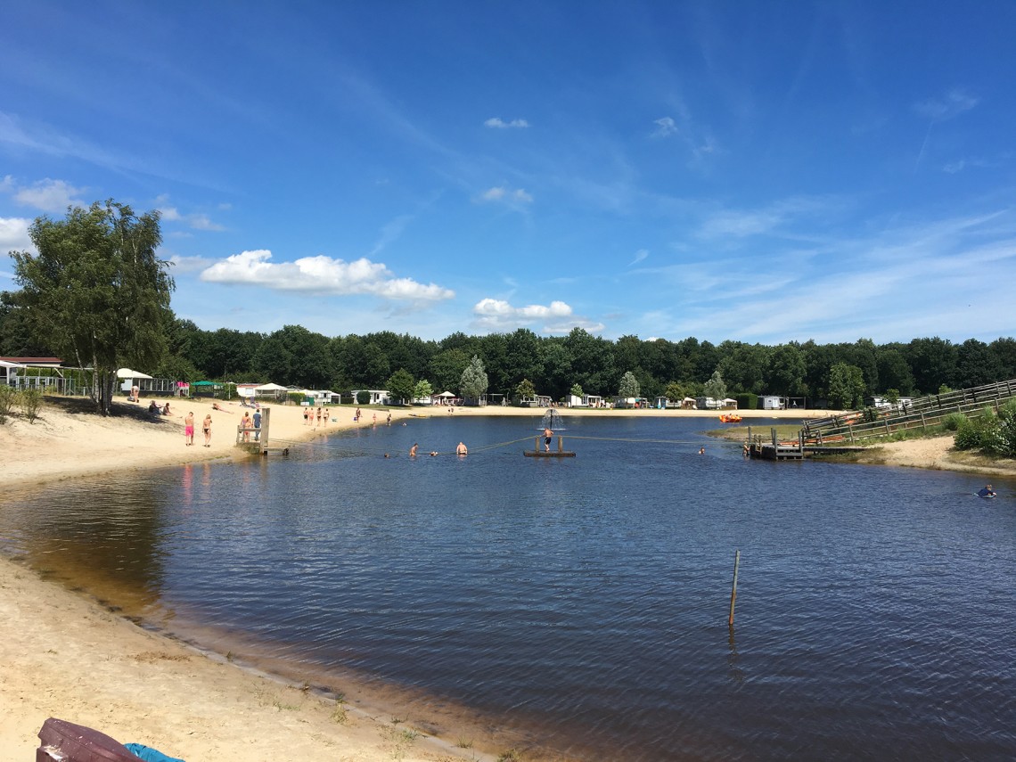 Noordzeechalets Stoetenslagh strand prachtig natuurbad met strand noordzeechalets stoetenslagh